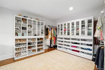 20 Elk Avenue, New Rochelle, NY 10804 - Photo 29