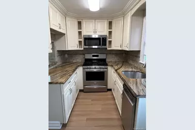 418 Christian Herald Road #2, Valley Cottage, NY 10989 - Photo 3