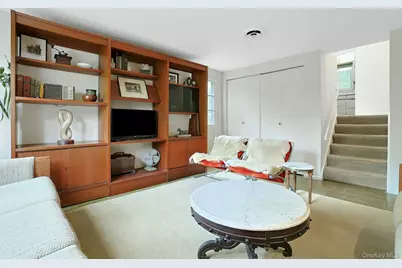 29 Maplewood Way, Pleasantville, NY 10570 - Photo 7