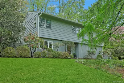 29 Maplewood Way, Pleasantville, NY 10570 - Photo 1