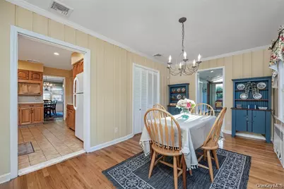 15 Combes Avenue, Rockville Centre, NY 11570 - Photo 19