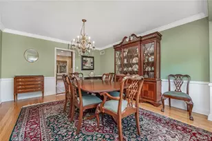 15 Combes Ave, Rockville Centre, NY 11570 - Photo 13