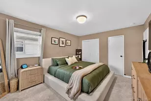160-15 90th St, Howard Beach, NY 11414 - Photo 9