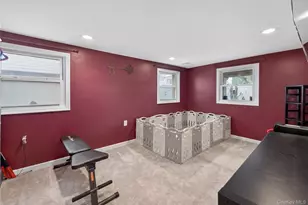 160-15 90th St, Howard Beach, NY 11414 - Photo 31