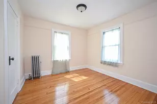198-07 116th Ave, Saint Albans, NY 11412 - Photo 11