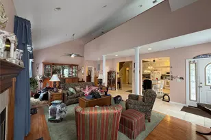 19 Meadow Pond Cir, Miller Place, NY 11764 - Photo 9