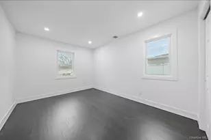 200 Irish Ln, Islip Terrace, NY 11752 - Photo 19