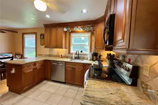 18 Terwilliger Rd, Hyde Park, NY 12538 - Photo 3