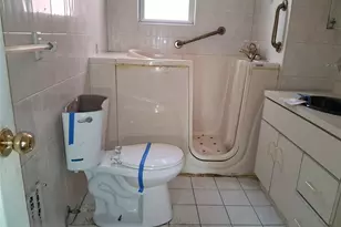 3247 Hone Ave, Bronx, NY 10469 - Photo 9