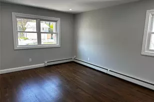 56 Marwood Rd N, Port Washington, NY 11050 - Photo 5