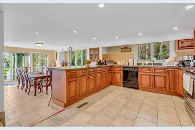 995 Red Fox Road, Mattituck, NY 11952 - Photo 23