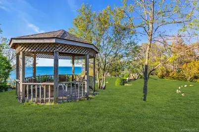 995 Red Fox Road, Mattituck, NY 11952 - Photo 15