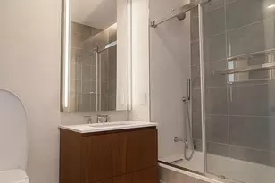 35-32 Leavitt St, Flushing, NY 11354 - Photo 7