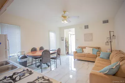 136 E Olive Street, Long Beach, NY 11561 - Photo 9