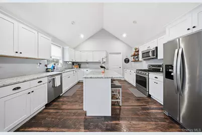 153 Ridgewood Avenue, Middletown, NY 10940 - Photo 23