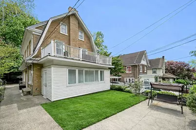 370 Park Hill Avenue, Yonkers, NY 10705 - Photo 1
