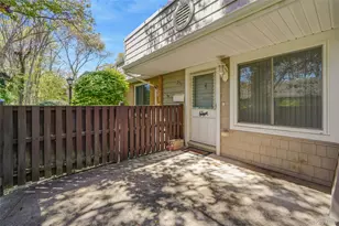 255 Sagamore Hills Dr, Port Jefferson, NY 11776 - Photo 5