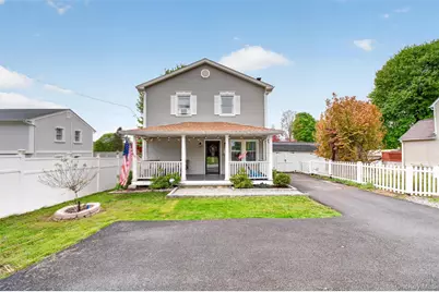 15 Roslyn Road, Carmel, NY 10512 - Photo 1