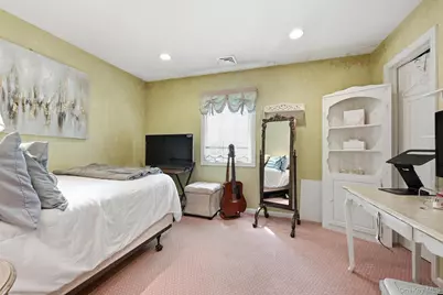 8 Herkimer Avenue, Jericho, NY 11753 - Photo 17