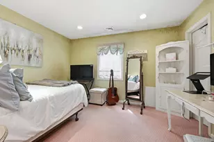 8 Herkimer Ave, Jericho, NY 11753 - Photo 17