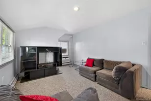 261 Wright Ave, Carle Place, NY 11514 - Photo 15