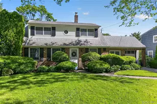 261 Wright Ave, Carle Place, NY 11514 - Photo 3