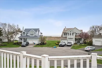 22 Spinnaker Lane, Patchogue, NY 11772 - Photo 25