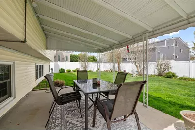 12 W Orlando Street, Massapequa, NY 11758 - Photo 29