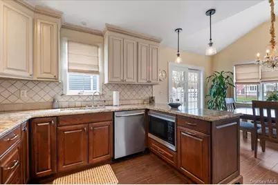 12 W Orlando Street, Massapequa, NY 11758 - Photo 11