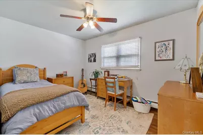12 W Orlando Street, Massapequa, NY 11758 - Photo 23