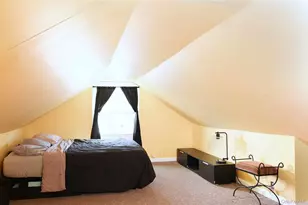977 Brent Dr, Wantagh, NY 11793 - Photo 9