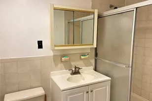 56-16 Seabury St, Elmhurst, NY 11373 - Photo 9