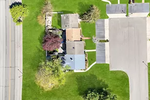 12 Charlottesville Ct, Coram, NY 11727 - Photo 29