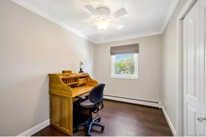 12 Charlottesville Court, Coram, NY 11727 - Photo 17