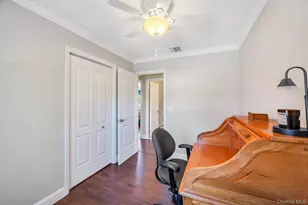 12 Charlottesville Ct, Coram, NY 11727 - Photo 19