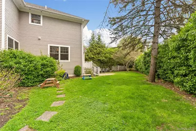 186 Murray Avenue, Larchmont, NY 10538 - Photo 17