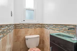 134-35 230th St, Springfield Gardens, NY 11413 - Photo 17