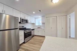 119 Sagamore Hills Dr, Port Jefferson, NY 11776 - Photo 3
