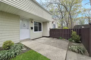 119 Sagamore Hills Dr, Port Jefferson, NY 11776 - Photo 13