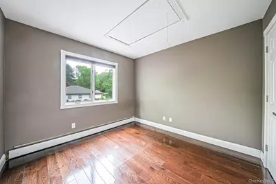 14 Penn Drive, Dix Hills, NY 11746 - Photo 23