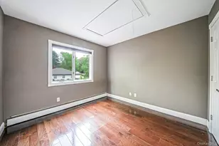 14 Penn Dr, Dix Hills, NY 11746 - Photo 23