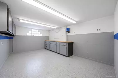 14 Penn Drive, Dix Hills, NY 11746 - Photo 29