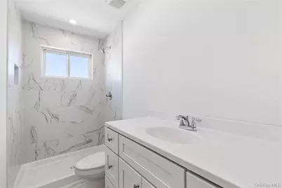 1014 Annadale Road, New York, NY 10312 - Photo 31
