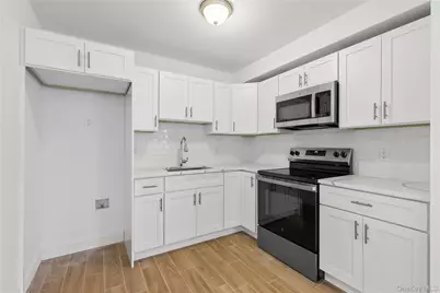 1014 Annadale Road, New York, NY 10312 - Photo 37