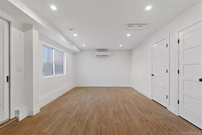 1014 Annadale Road, New York, NY 10312 - Photo 35