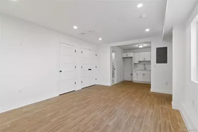 1014 Annadale Road, New York, NY 10312 - Photo 33