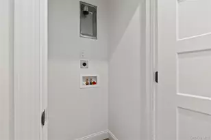1014 Annadale Rd, New York, NY 10312 - Photo 27