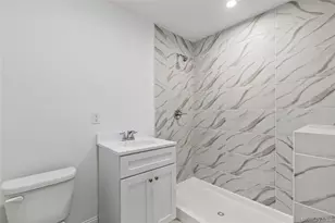 1014 Annadale Rd, New York, NY 10312 - Photo 39