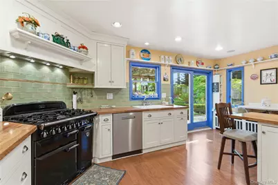 30 Semon Road, Huntington, NY 11743 - Photo 5
