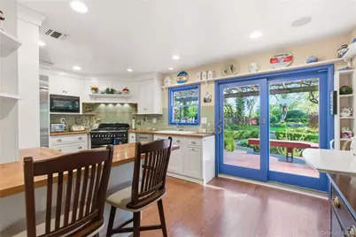 30 Semon Road, Huntington, NY 11743 - Photo 7